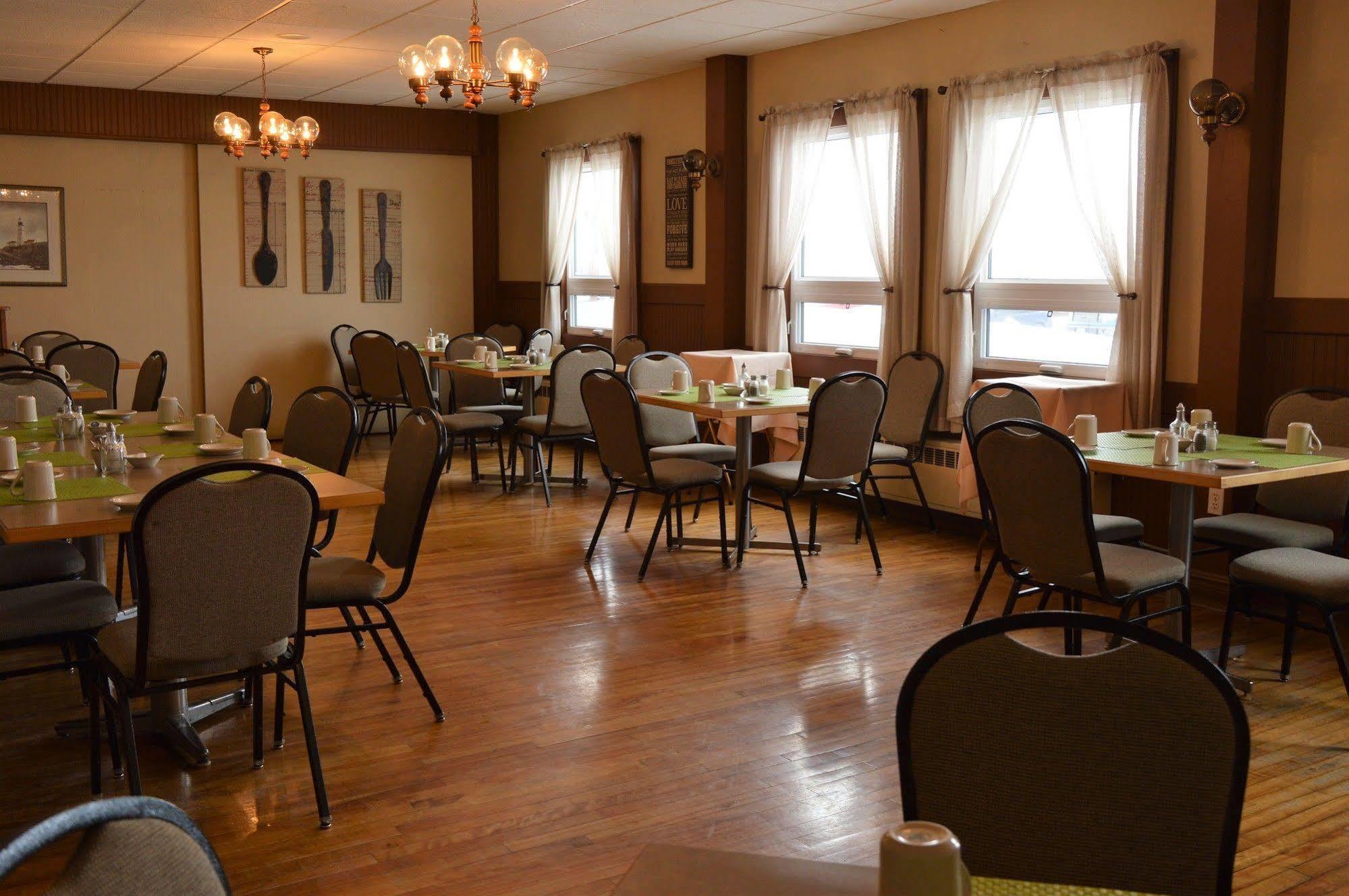Hotel Port Aux Basques Luaran gambar